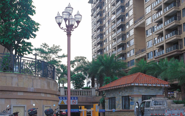 太阳能庭院灯 太阳能庭院灯