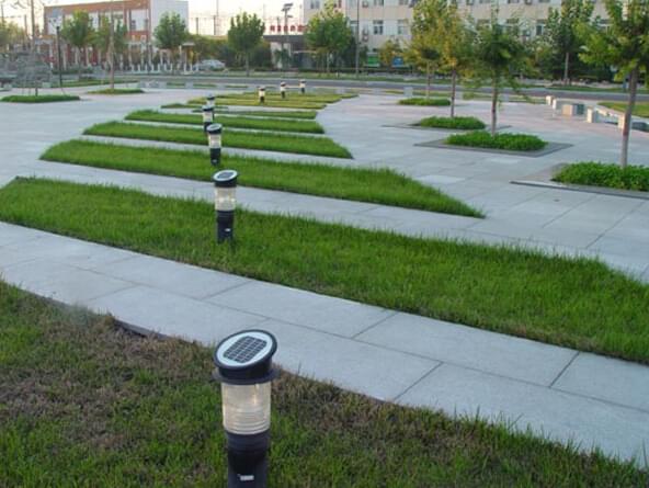 太阳能草坪灯 太阳能草坪灯