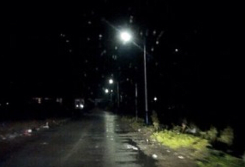 阴雨天太阳能路灯