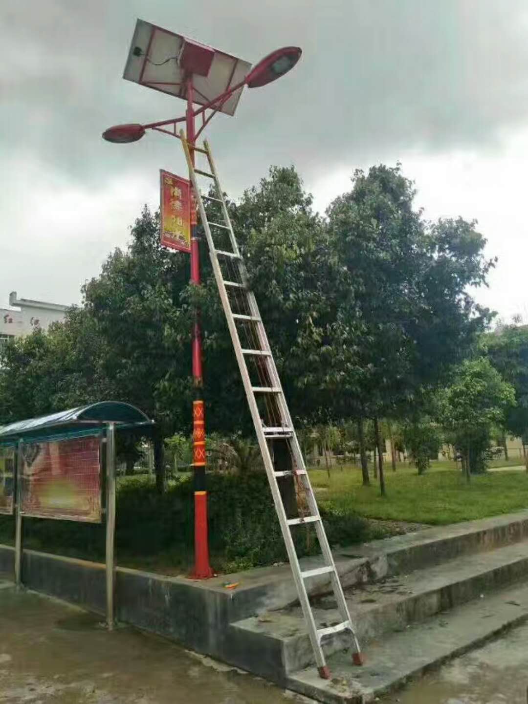 民族特色led太阳能路灯 民族特色led太阳能路灯