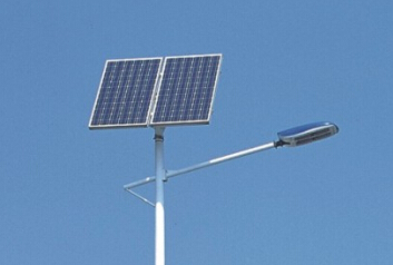 华可：太阳能led路灯造福广大群众