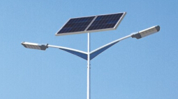 华可路灯述太阳能路灯的高效性如何保证