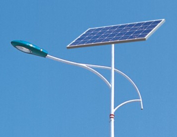 太阳能led路灯在阴雨天气还能正常工作吗？