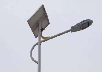 华可led太阳能路灯点亮新农村幸福生活