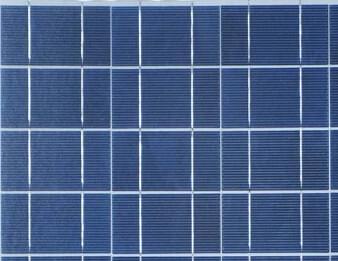 华可：家用太阳能光伏发电组件清洗的5大注意事项