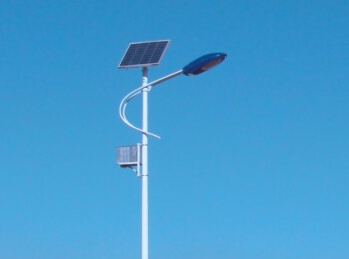 农村led太阳能路灯点亮五星镇农村道路