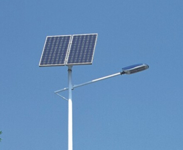 华可阐释中山太阳能路灯安装如何排列