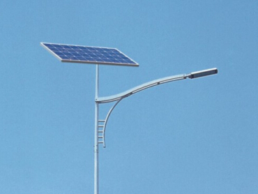 厂家：农村led太阳能路灯安装间距多远才合适？