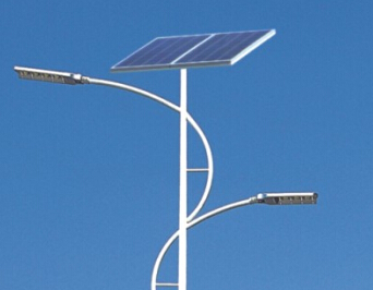 业内：如何控制太阳能LED路灯成本价格