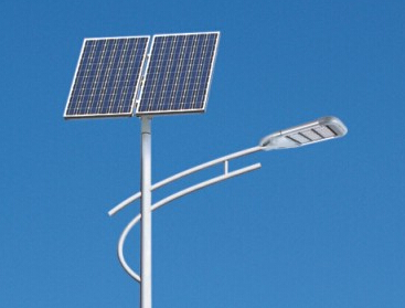 华可：led太阳能路灯灯杆防风的关键因素
