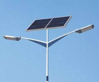 解析：太阳能led路灯使用不久不亮的原因