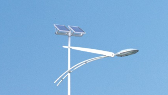 Led太阳能路灯无需消耗市电取代了普通路灯