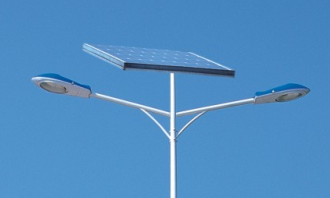 Led太阳能路灯灯杆安装时需要注意的事项