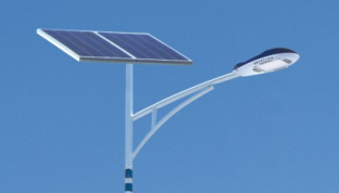 Led太阳能路灯的照明时间决定着价格的高低