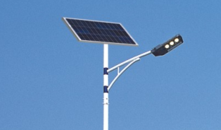 太阳能路灯厂家生存和发展要靠客户的口碑来维持