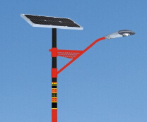 农村太阳能路灯照明可以有效促进经济交流