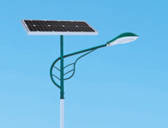 购买太阳能路灯找华可路灯厂家