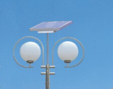 Led太阳能路灯杆采用表面喷塑处理可以防止锈迹