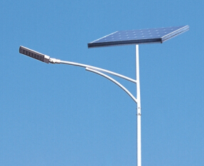 led太阳能路灯蓄电池为什么要存储一段时间才出货？