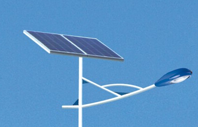 控制器的好坏直接影响到太阳能路灯系统的组件寿命以及整个系统的采购成本。