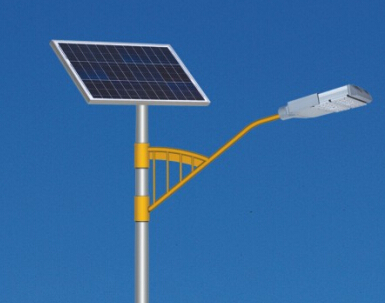 Led太阳能路灯地基是怎么浇筑的？