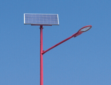 行业讲解：农村安装太阳能路灯多少钱一套？