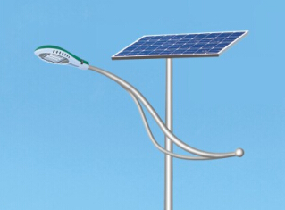 阴雨天太阳能路灯怎样实现长久稳定照明？