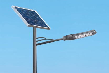 如何发挥太阳能路灯的优势？