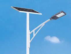 华可教你：如何区分太阳能路灯的铅酸蓄电池和锂电池